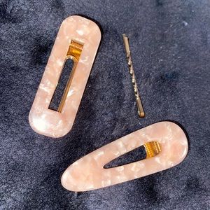 Pink marble hair accessories